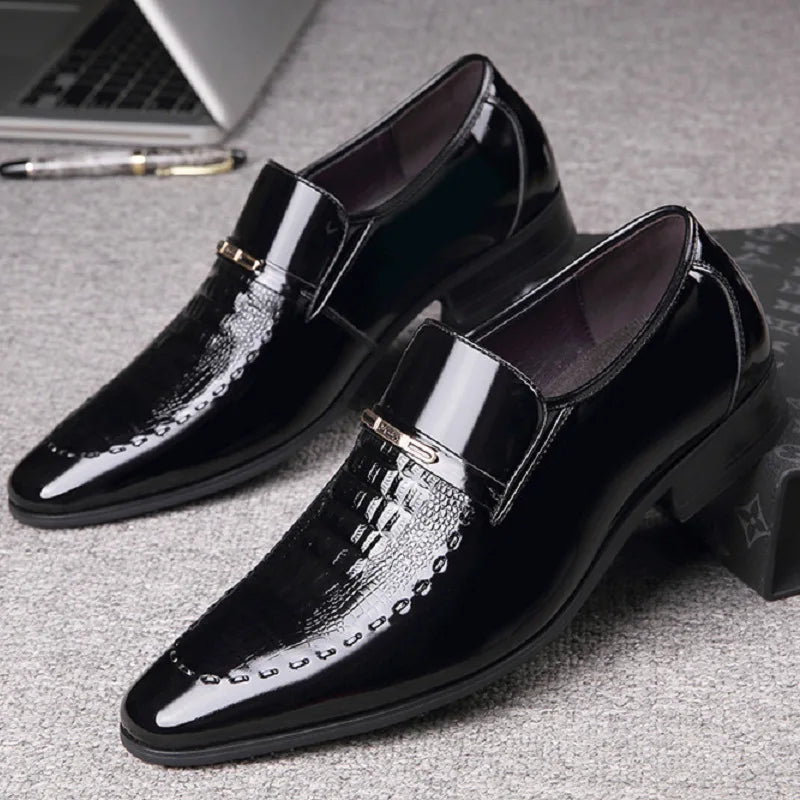 Zapatos de lujo para hombres de negocios con punta estrecha