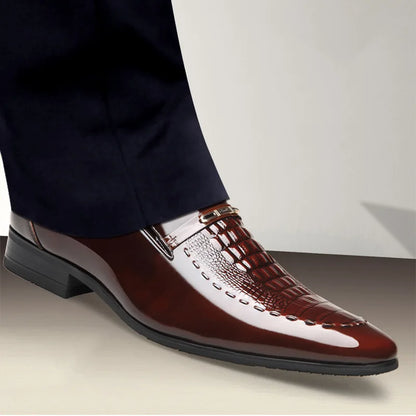 Zapatos de lujo para hombres de negocios con punta estrecha